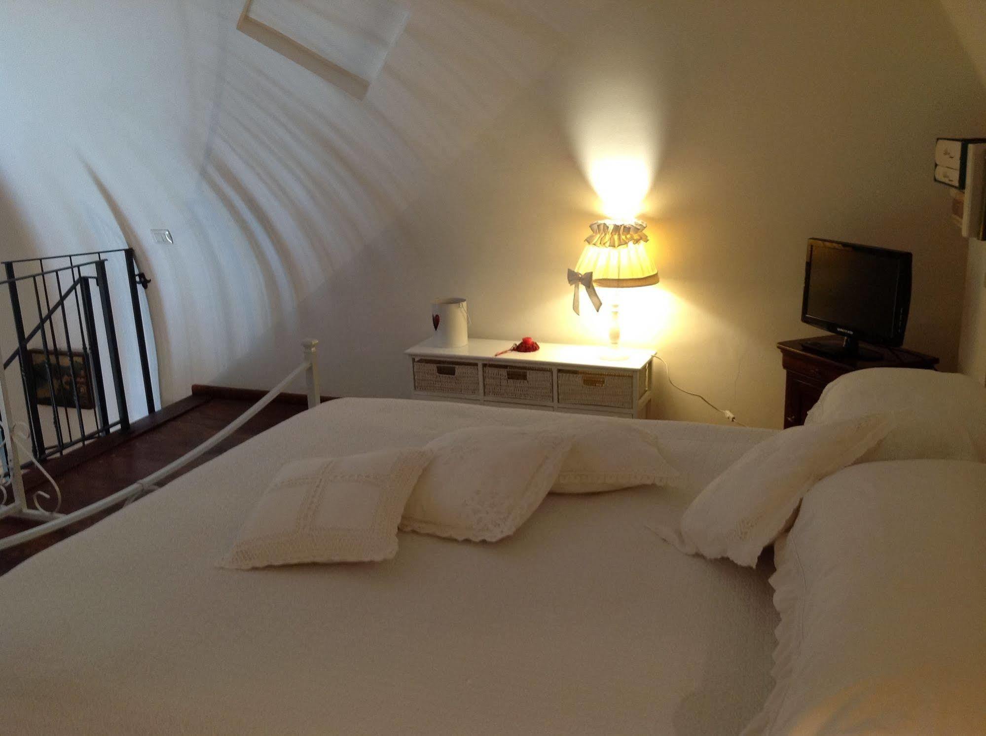 B&B Michelangeli - Private parking Orvieto Buitenkant foto